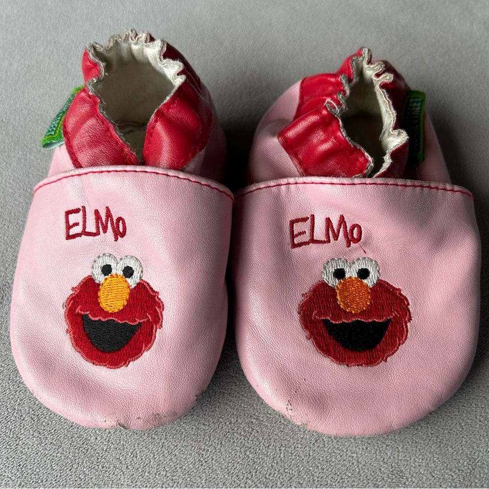 3 for $25 ~ Robeez ~ Sesame Street ~ Elmo ~ Baby Size 12-18 Months